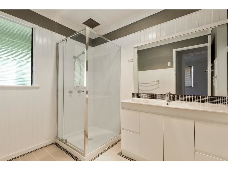 322 Duthie Avenue, Frenchville QLD 4701